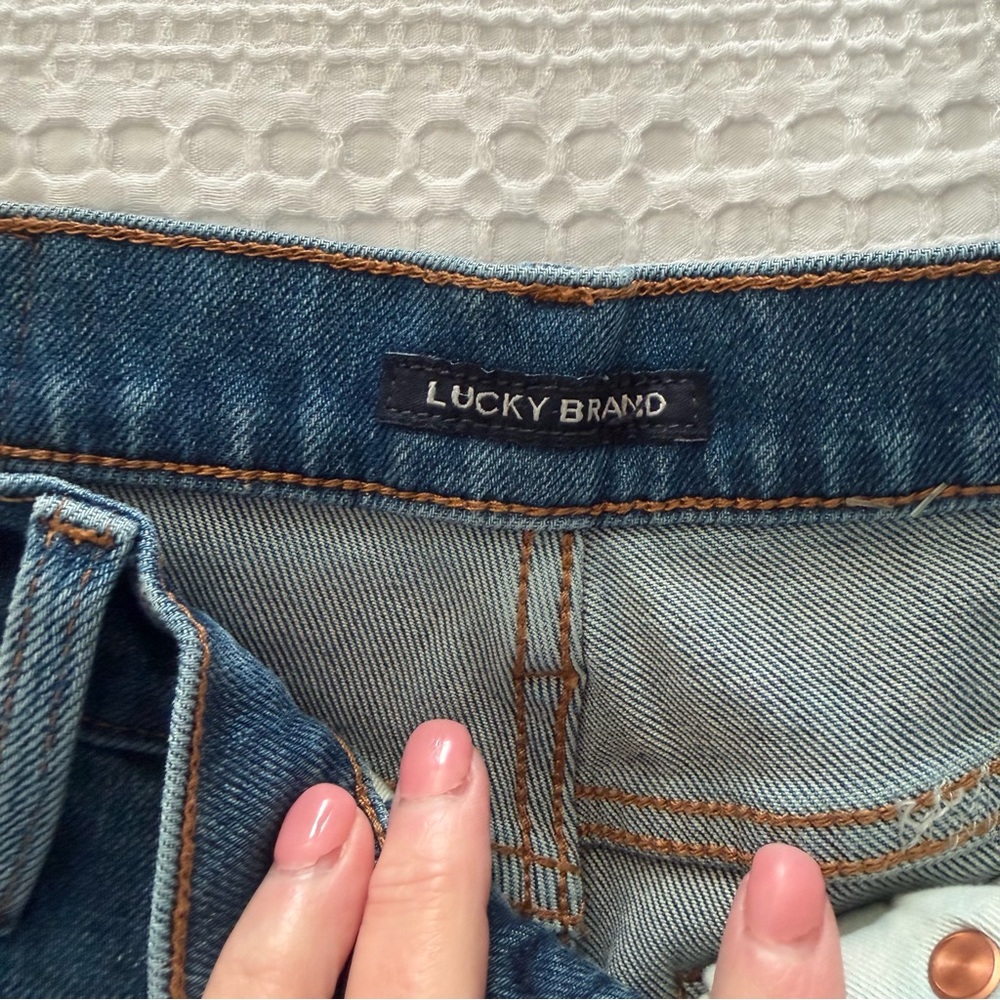 Lucky Brand Denim Blue Jeans - Picture 4 of 6